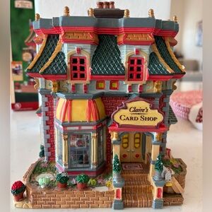 Lemax Caddington Village Lighted Claire’s Card Shop With Box